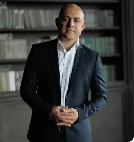 Клуб Алекса Мэя