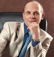 Александр Огулов