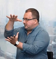Владимир Захаров